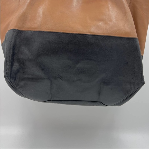 Celine Horizontal Bi Cabas Tote - Picture 8 of 16